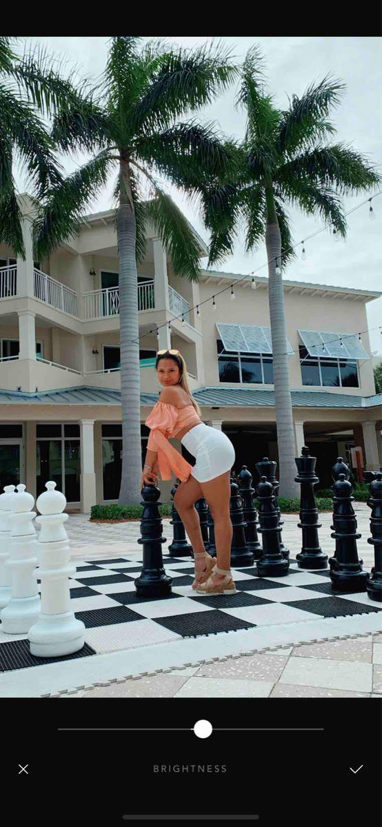 Review Thumbnail Image 0 194999198