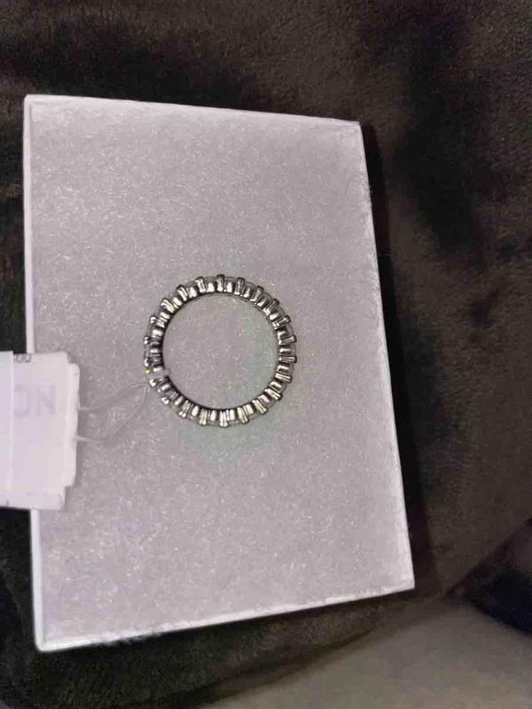 Review Thumbnail Image 1 225402648