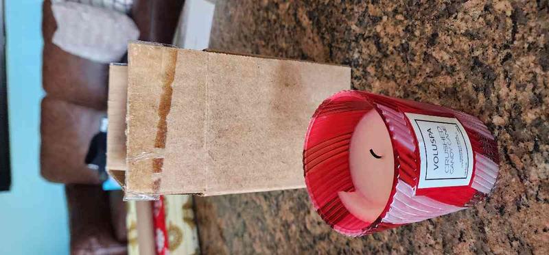 Customer photo for "Received used candle"