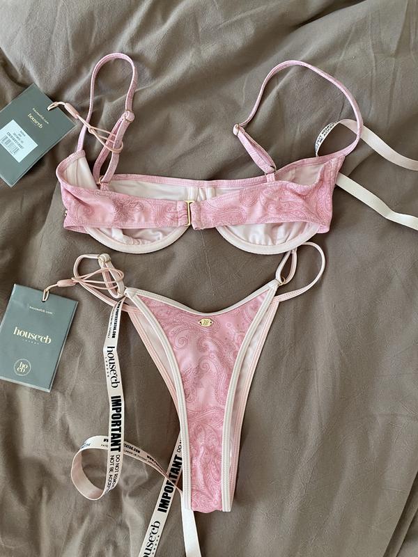 Review Thumbnail Image 1 247287340