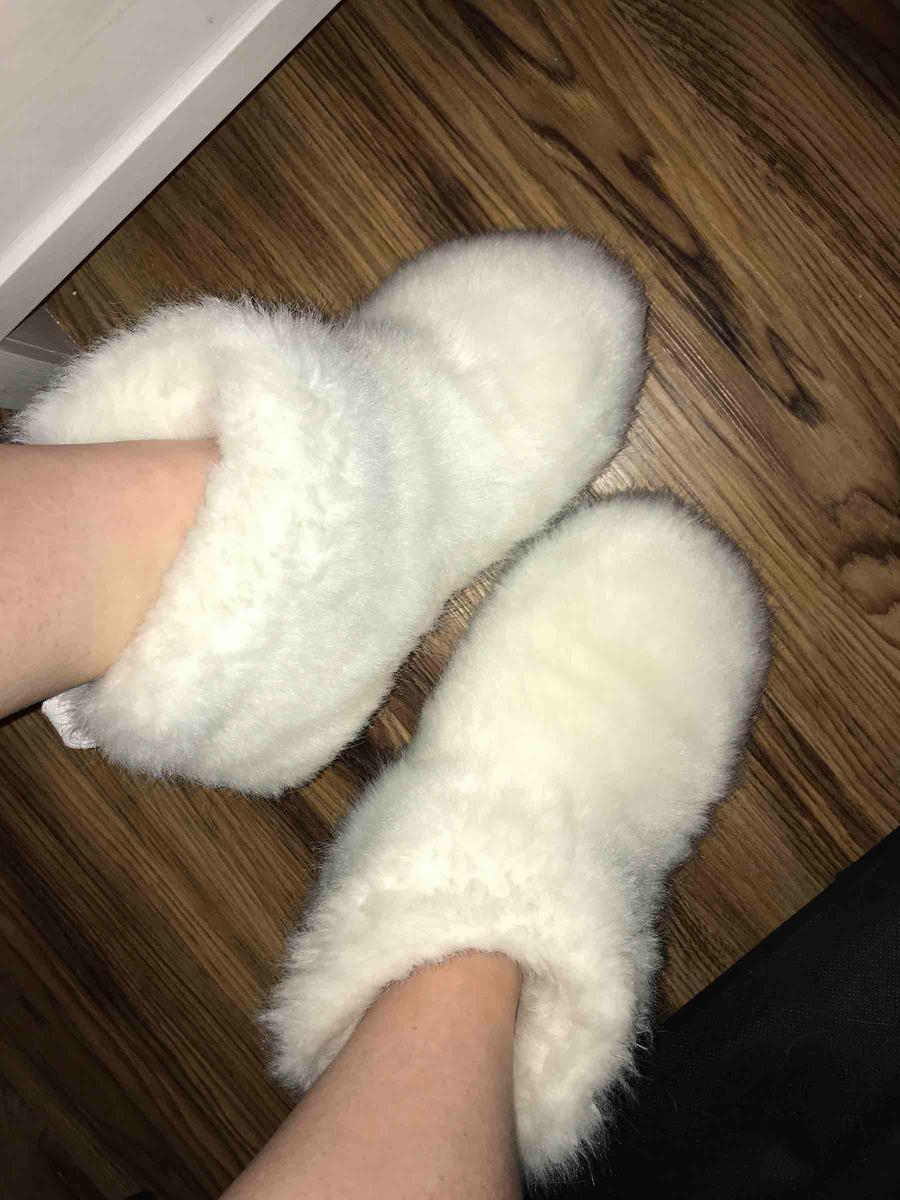 Customer photo for "Perfect fluffy slippers"