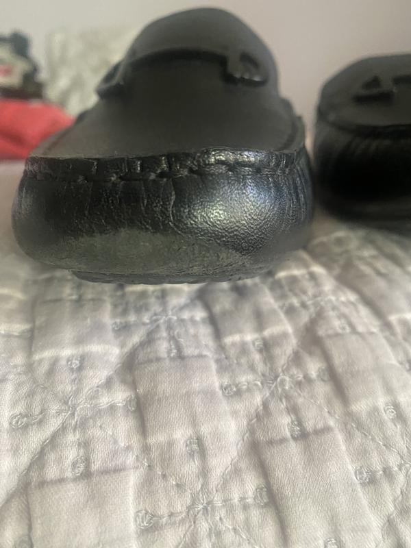 Customer photo for "Love shoe, wears down easily"