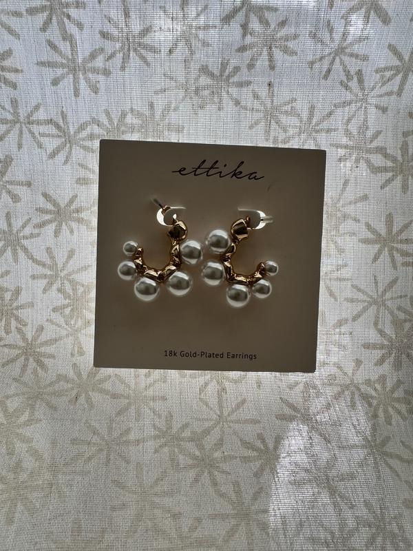 Customer photo for "Perfect statement earrings"