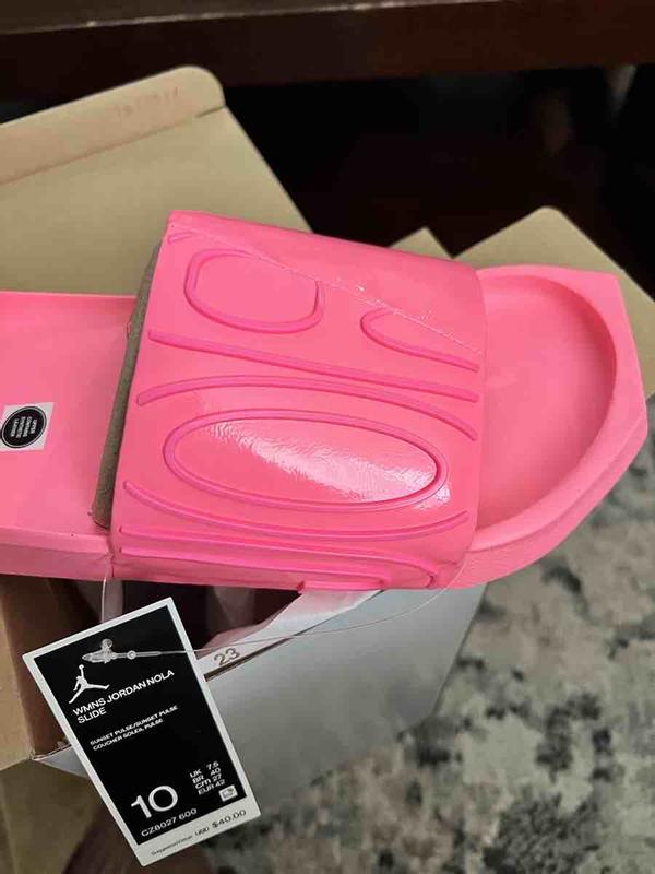 Review Thumbnail Image 0 215564761