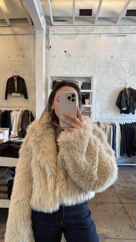 Review Thumbnail Image 0 238468239