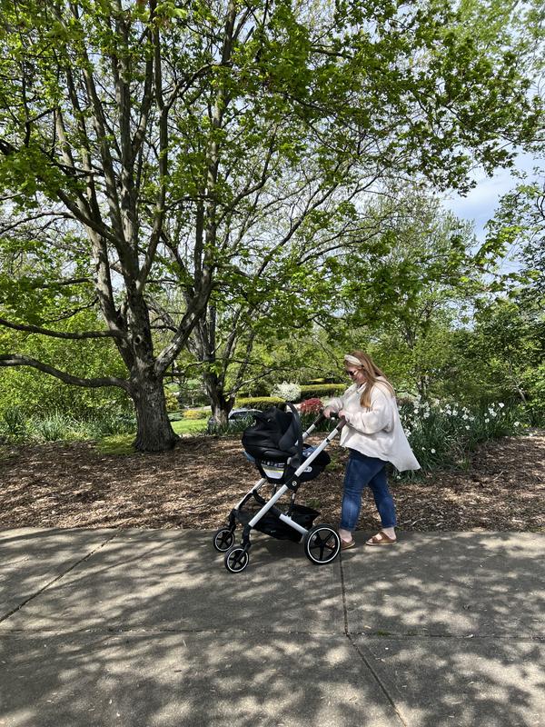 Review Thumbnail Image 0 243694381