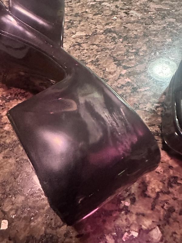 Customer photo for "Shoes looked used"