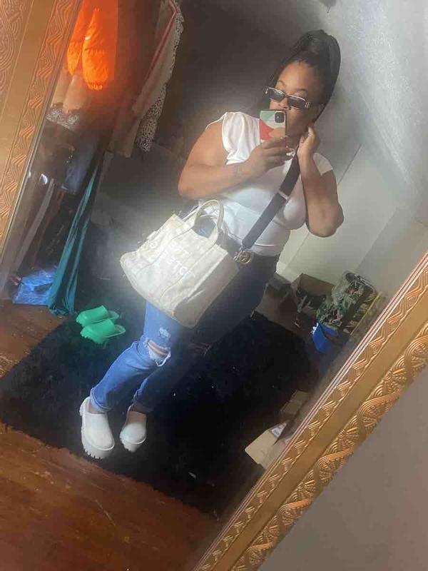 Review Thumbnail Image 0 219847355