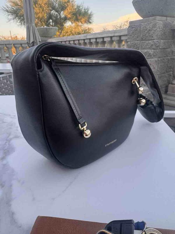 Review Thumbnail Image 0 243398695