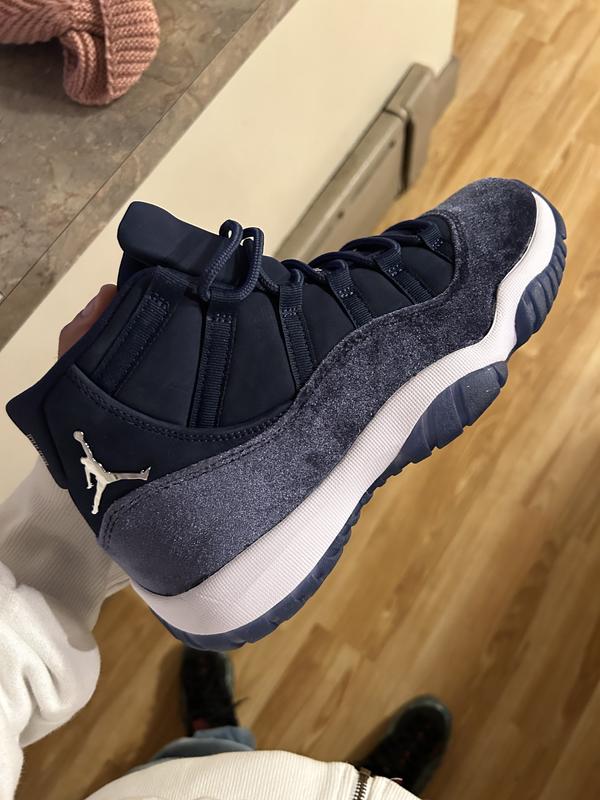 Customer photo for "Jordan 11 retro"