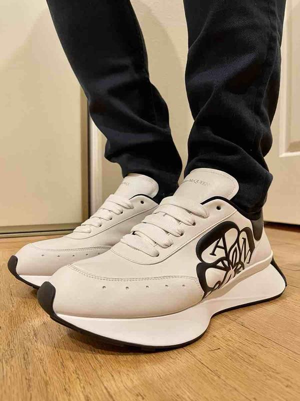 Review Thumbnail Image 0 216282184