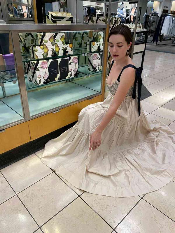 Review Thumbnail Image 1 226959926