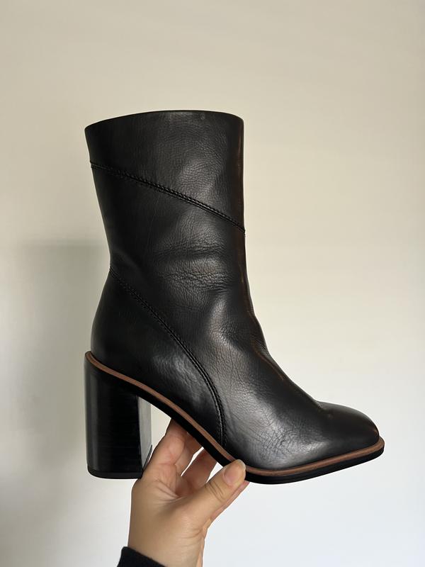 Customer photo for "Cute casual boot"