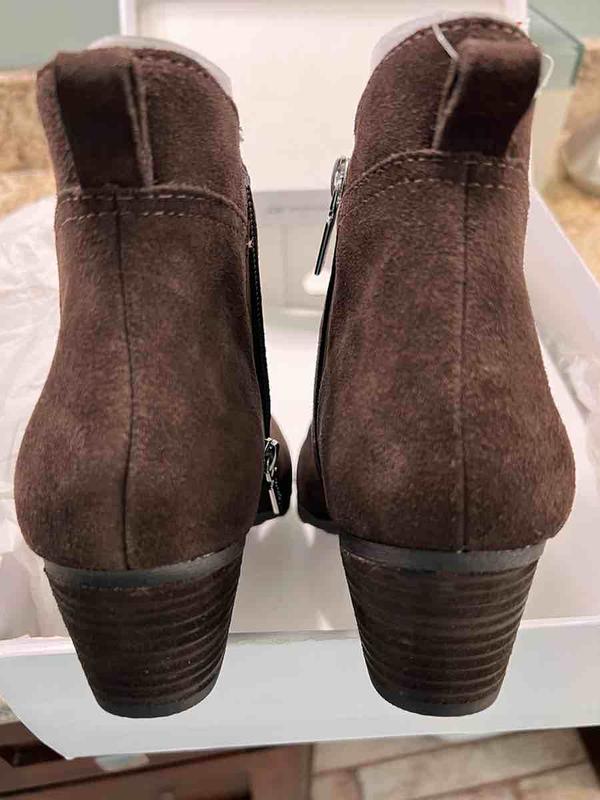 Review Thumbnail Image 2 243712864