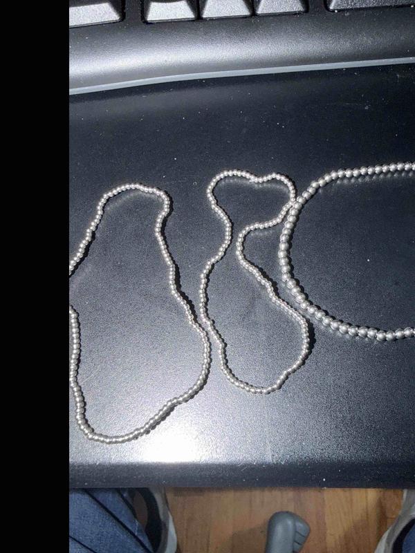Customer photo for "received only 3 bracelets"