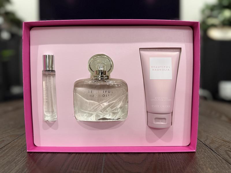 Customer photo for "A Refined Floral Fragrance"