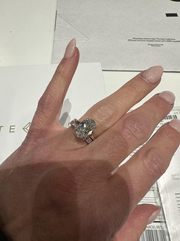 Review Thumbnail Image 1 230715136