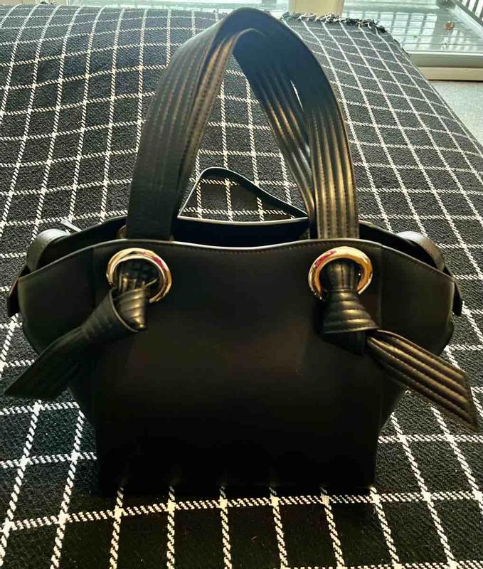 Review Thumbnail Image 0 239463661