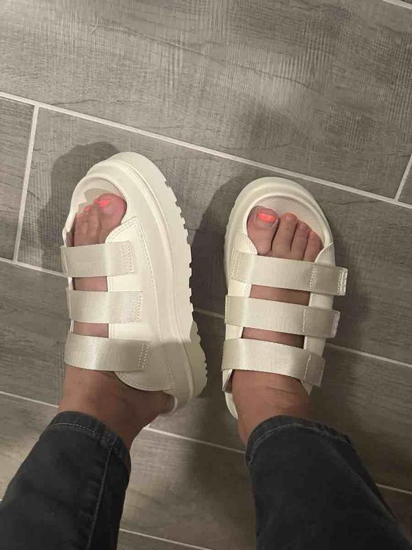 Review Thumbnail Image 0 245277245