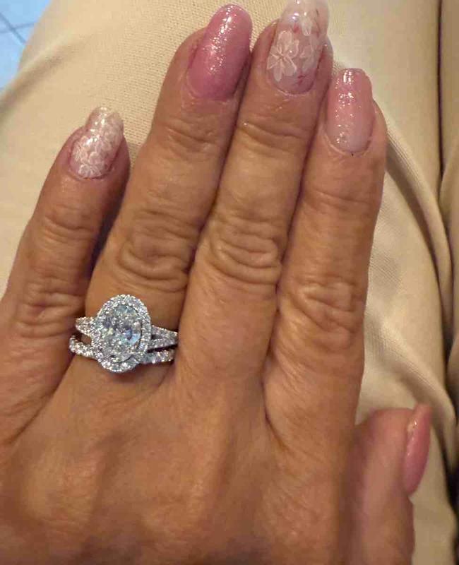 Review Thumbnail Image 0 244576379