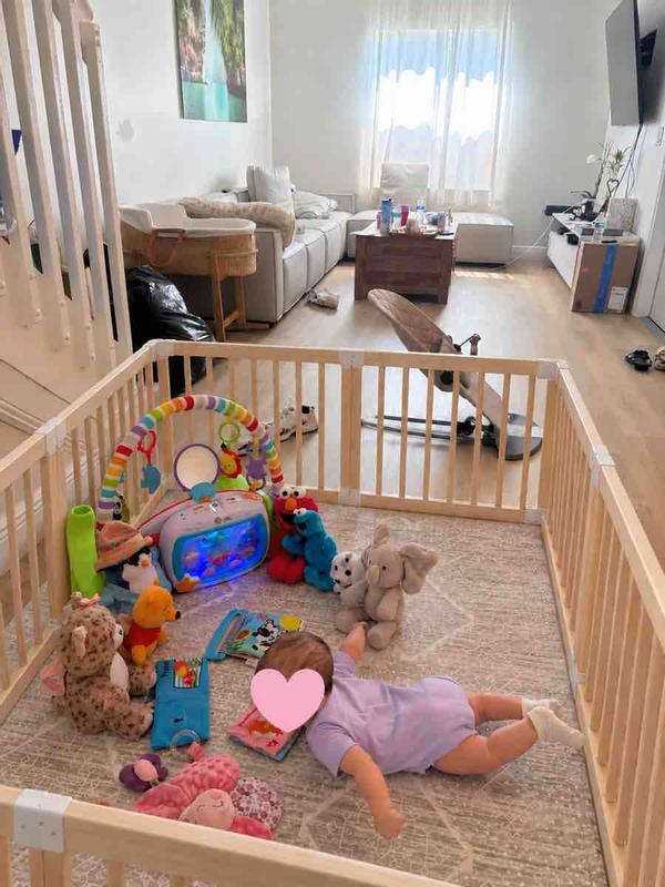 Customer photo for "This play pen is a GAME CHANGER"