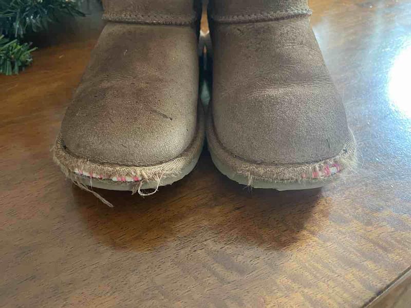Customer photo for "Terrible, lasted 6 wears"