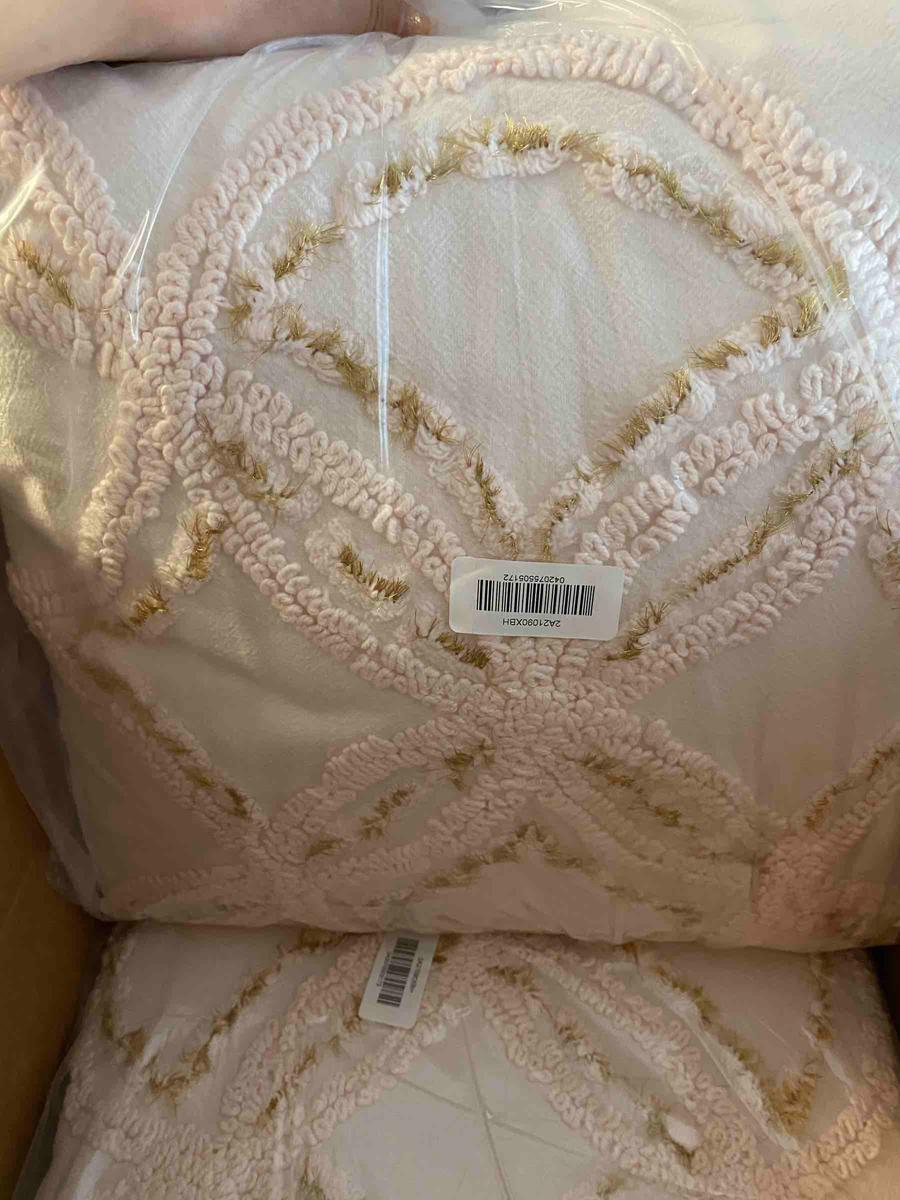 Review Thumbnail Image 0 199238621