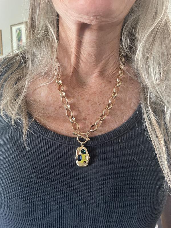 Review Thumbnail Image 0 226550536