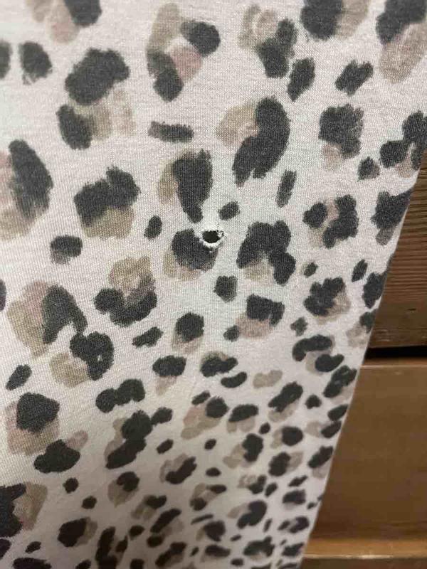 soft and cozy fit, but poor quality!