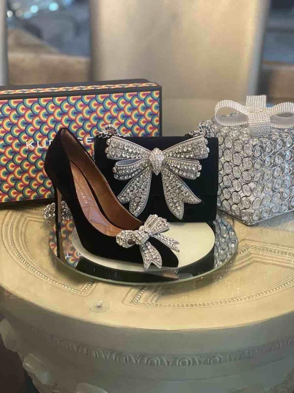 Review Thumbnail Image 0 221899578