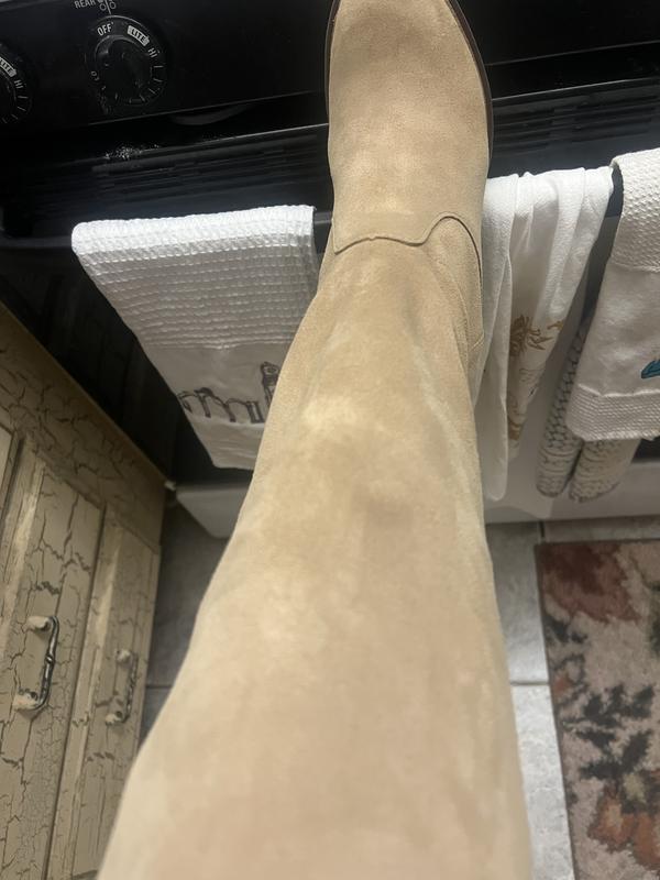 Customer photo for "Not usual Nordstroms Behavior"