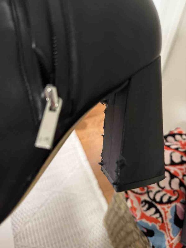 Customer photo for "Cheaply made"