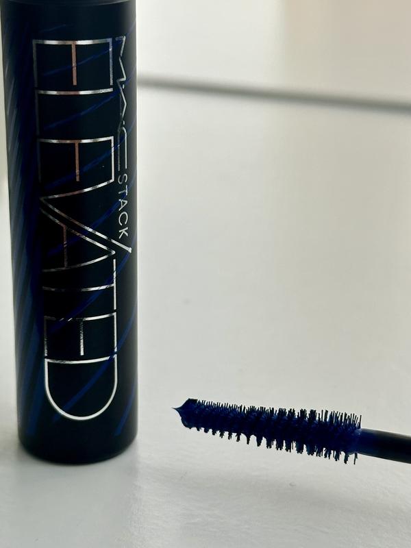 Customer photo for "Bold blue lashes that pop!"