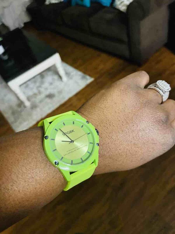 Review Thumbnail Image 0 214836857