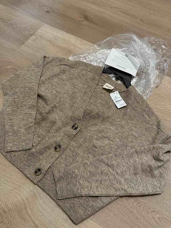 Review Thumbnail Image 0 228965235