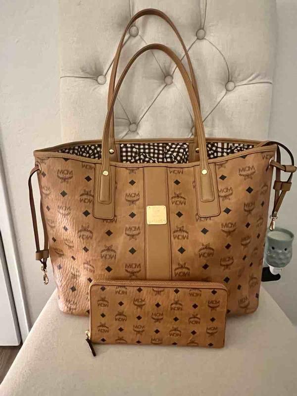 Review Thumbnail Image 0 224897862