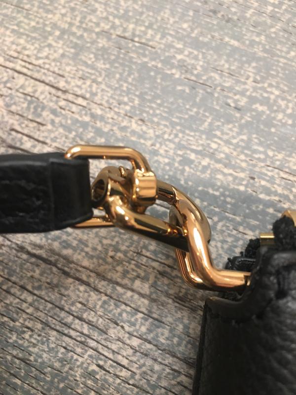 Review Thumbnail Image 0 216918554