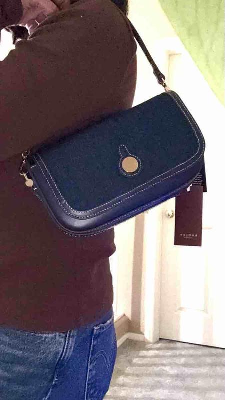 Review Thumbnail Image 0 246051136