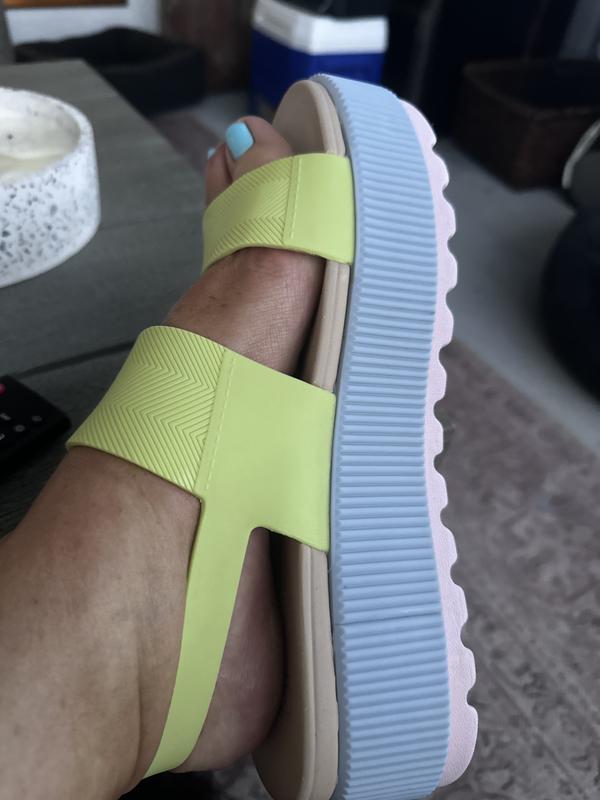 Review Thumbnail Image 0 235053058