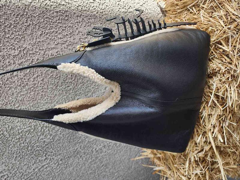 Review Thumbnail Image 0 245873164