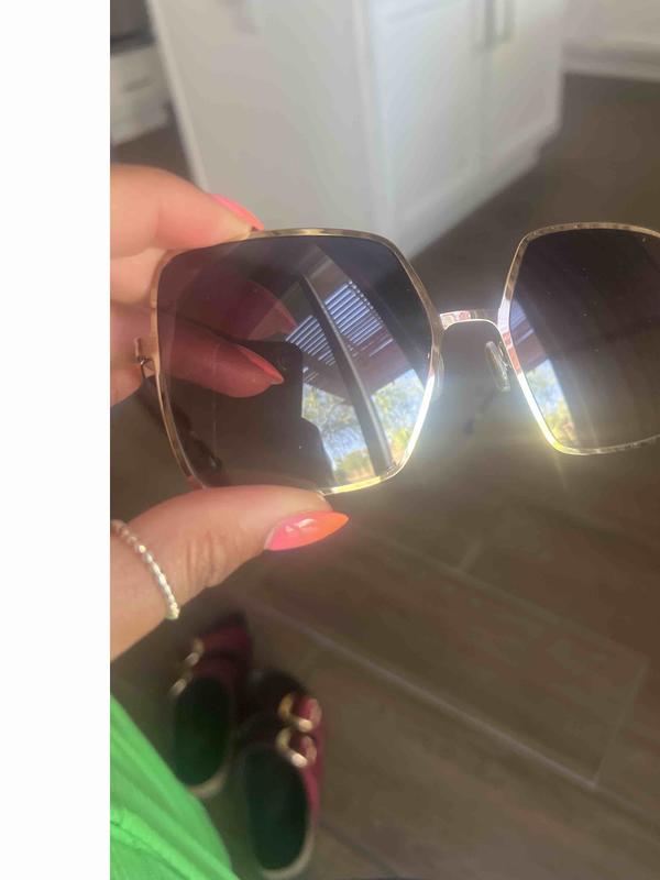 Review Thumbnail Image 1 235079570