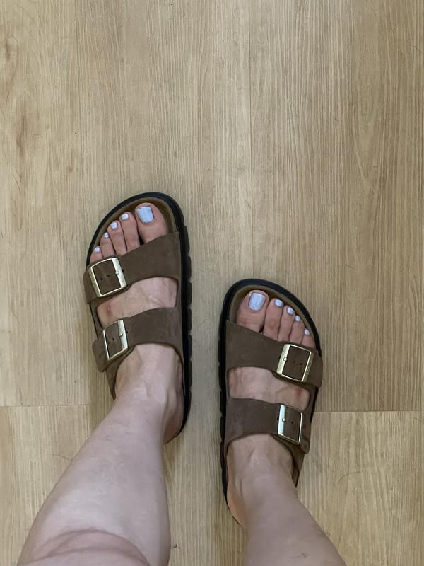 Customer photo for "Comfy platform"