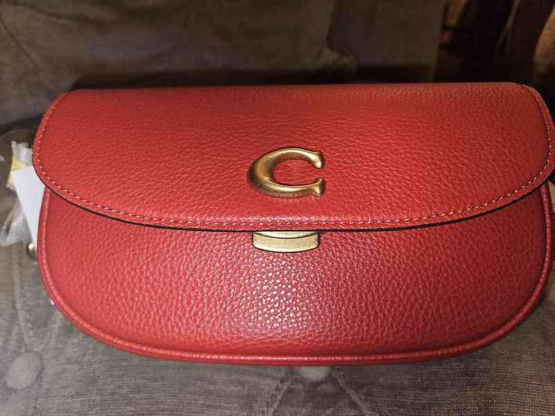 Customer photo for "Clutch.. Beautifuly crafted"
