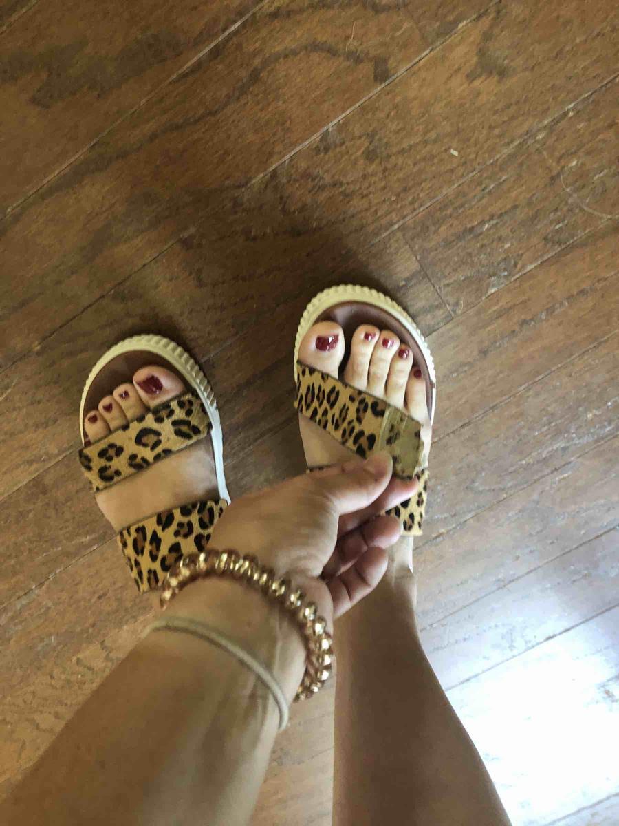 Review Thumbnail Image 0 207882979