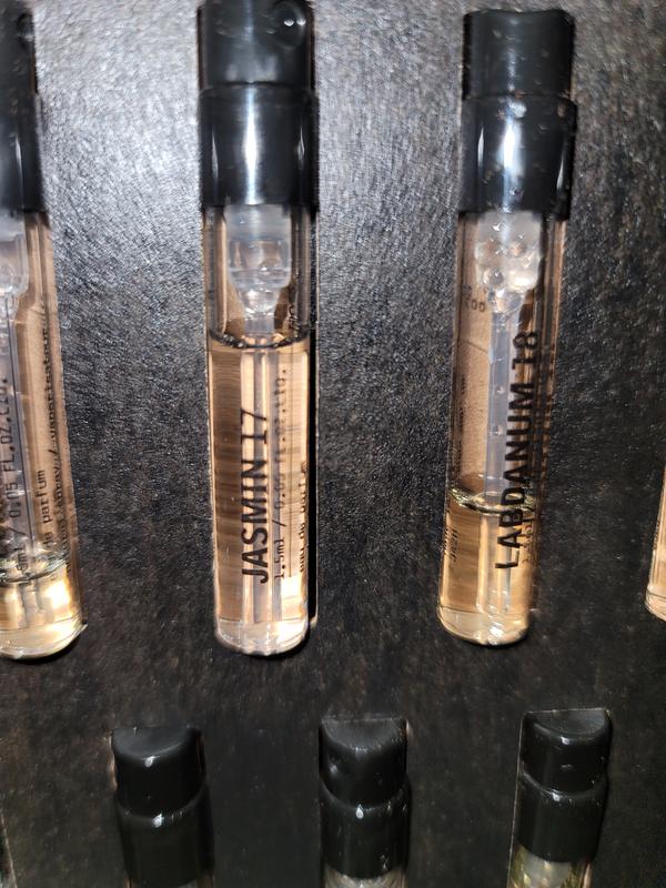 Customer photo for "I would like a refund"