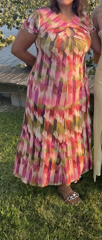 Review Thumbnail Image 0 235802890