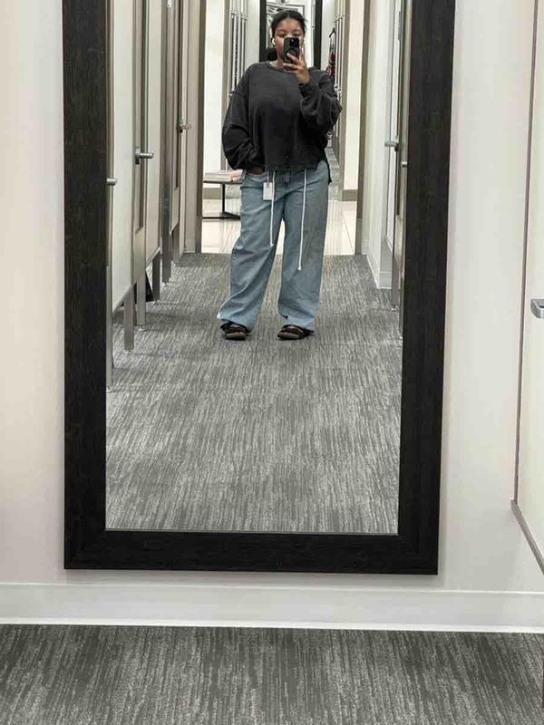 Review Thumbnail Image 0 237596364