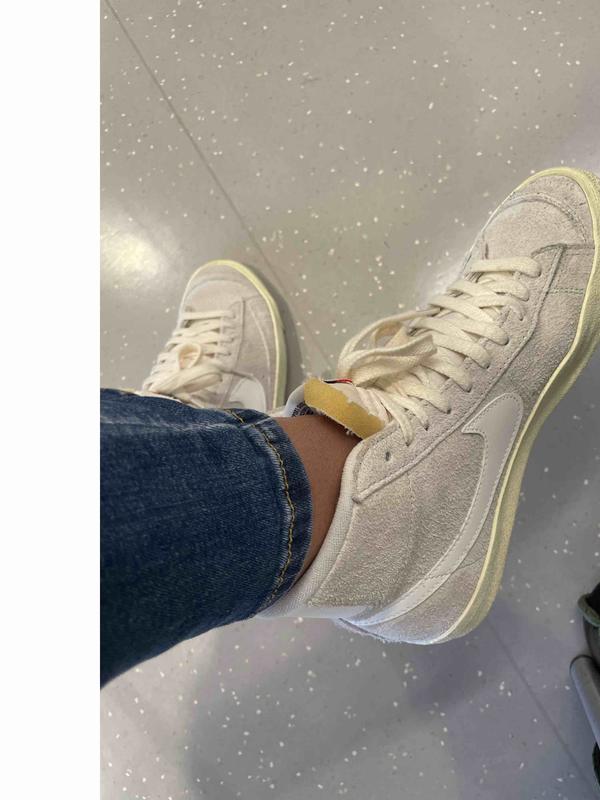 Review Thumbnail Image 0 226818522