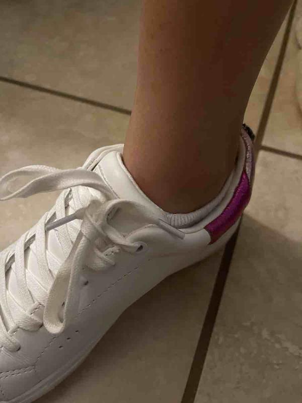 Customer photo for "caused foot injuries!!!"