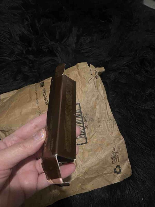 Customer photo for "Item came used"